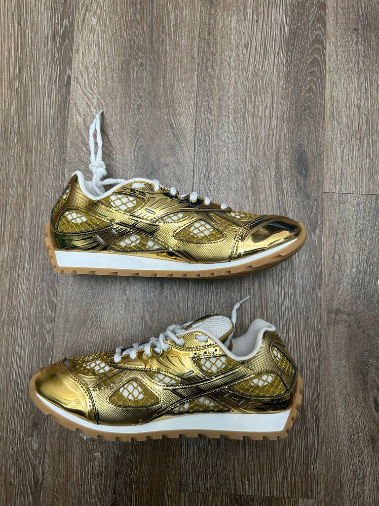 New Bottega Orbit Gold Gold size 39