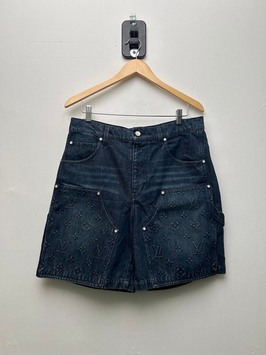 Preowned Louis Vuitton Blue Denim Monogram SSouble Knee shorts size 32