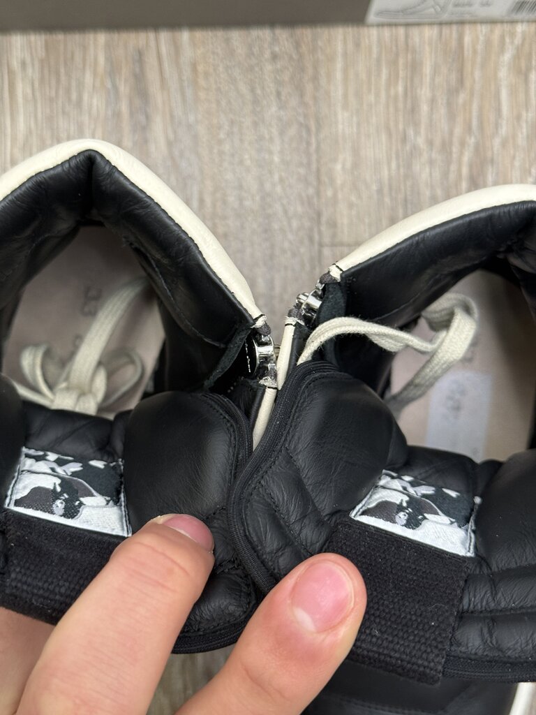 Preowned Rick Owens Black White Geobasket Sz.33 (1Y)
