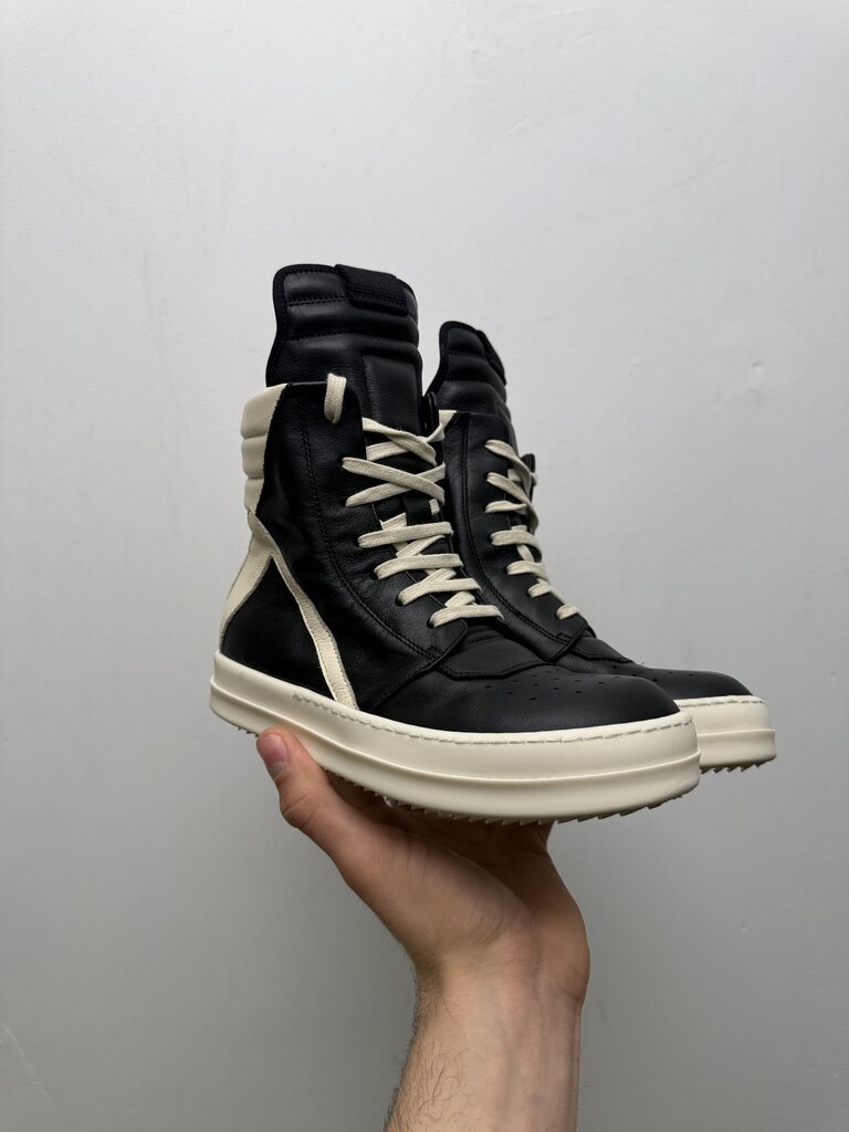 Preowned Rick Owens Black White Geobasket Sz.33 (1Y)