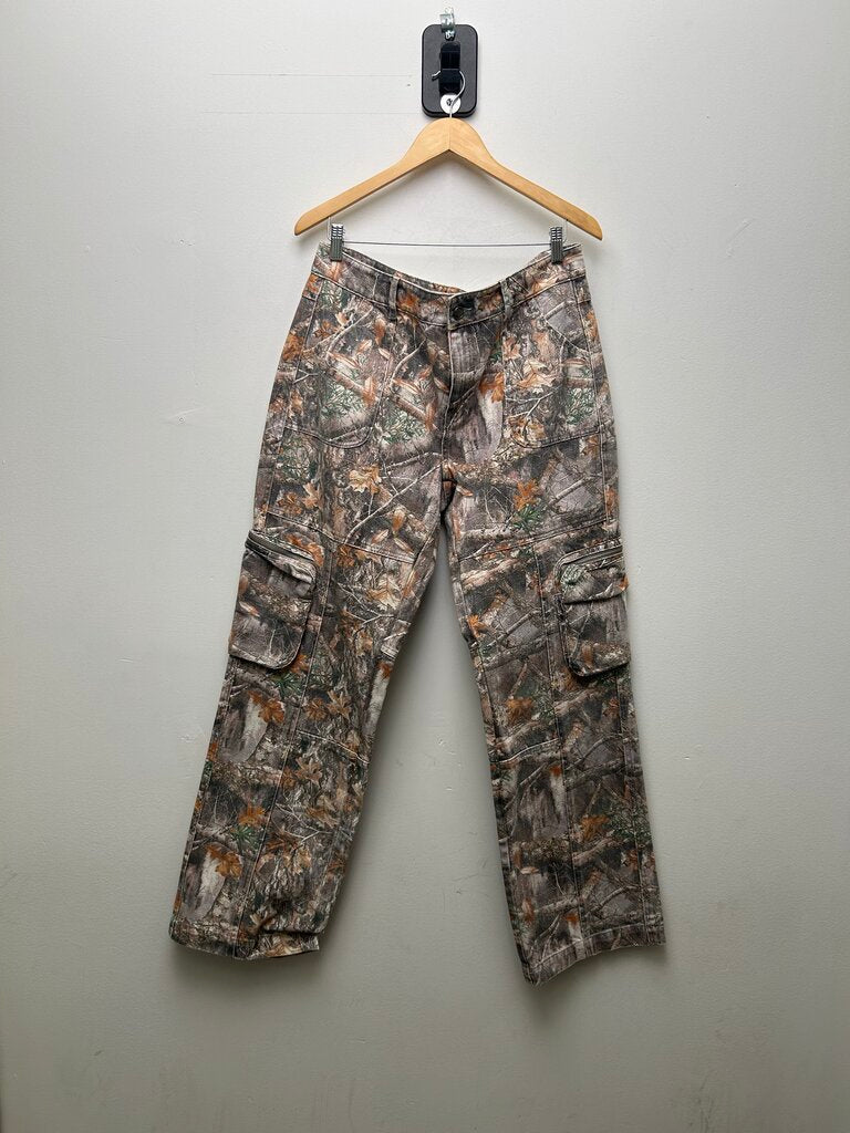New GV Gallery Camo Cargo Pants size M