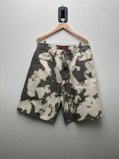 New Supreme Bleached Grey Denim Shorts sz.36