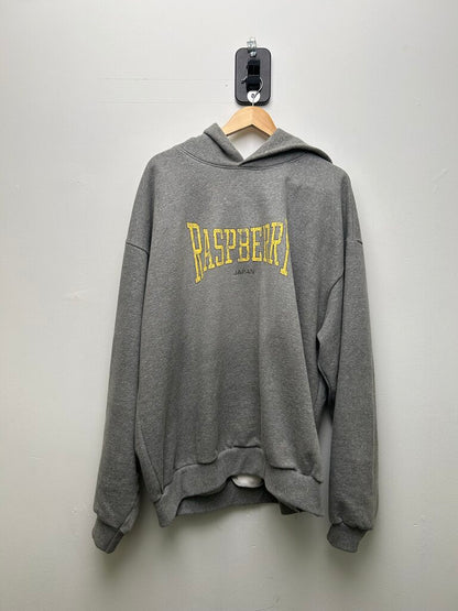 Preowned GV Gallery Yellow Raspberry Logo Grey Hoodie size XL
