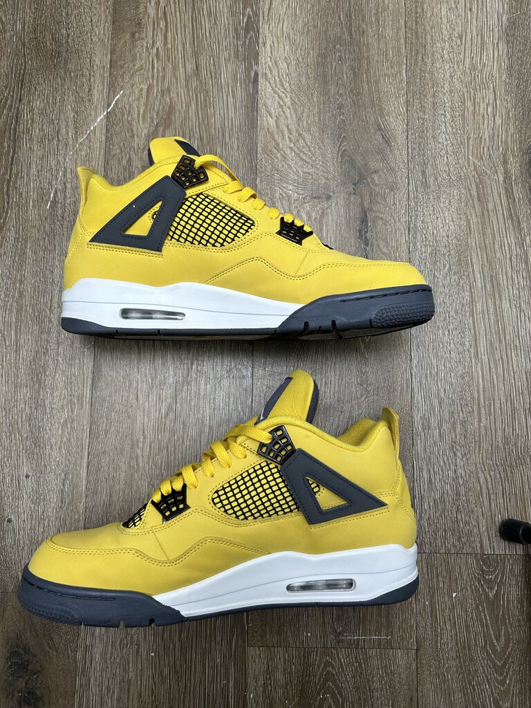Preowned Jordan 4 Lightning size 12