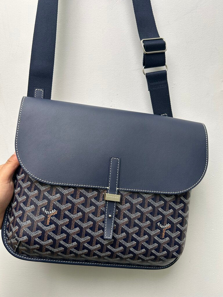 New Goyard Coursier Messenger Navy Bag