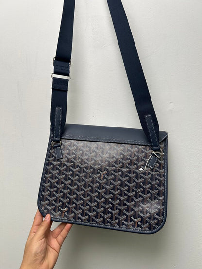 New Goyard Coursier Messenger Navy Bag