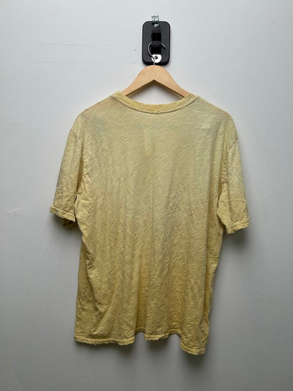New GV Gallery Yellow St. Berry Tee size XL
