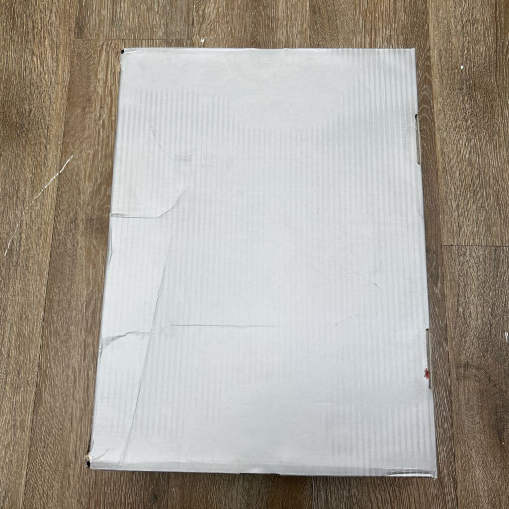 New Jordan 14 University Blue Size 13