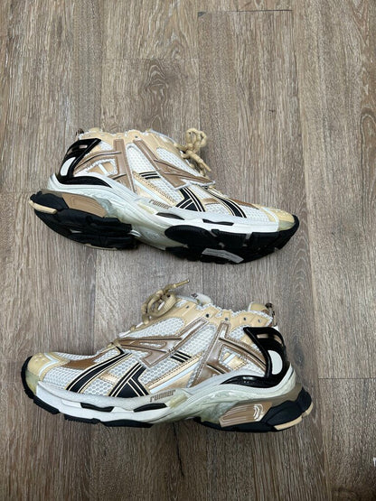 Preowned Balenciaga Runner Gold Cream size 45(no box)