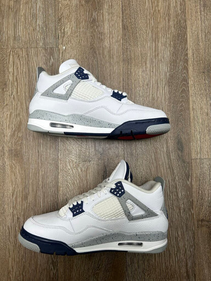 Preowned Jordan 4 Midnight Navy Sz. 9