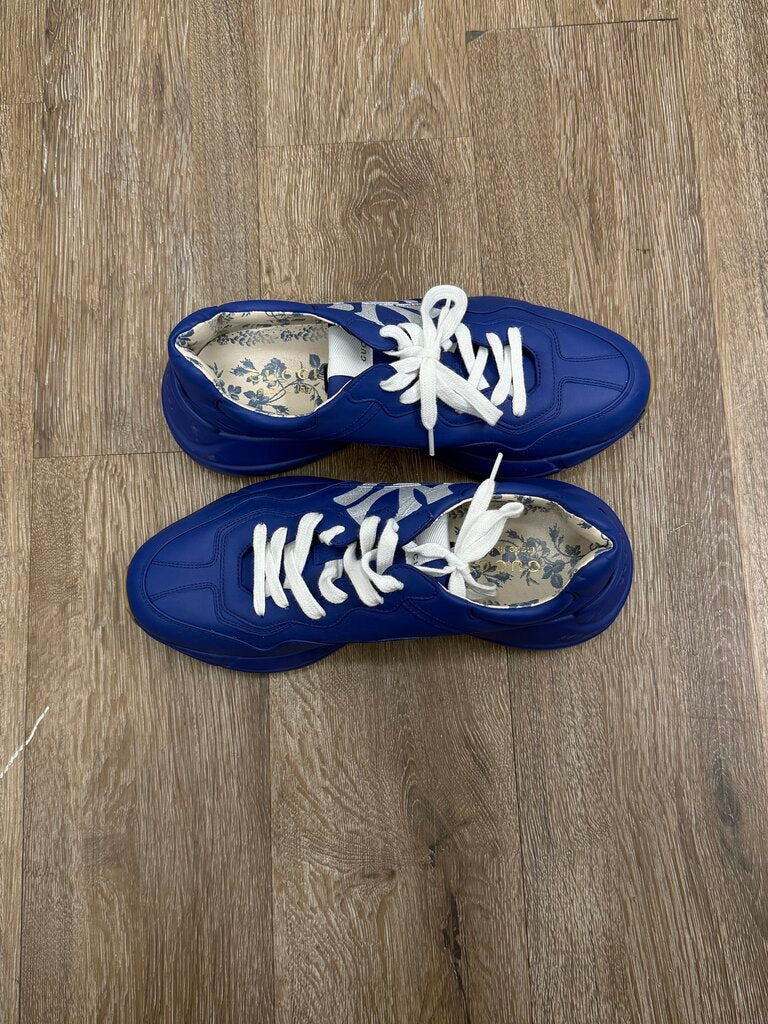 Preowned Gucci NYC Blue Size 8 (No Box)
