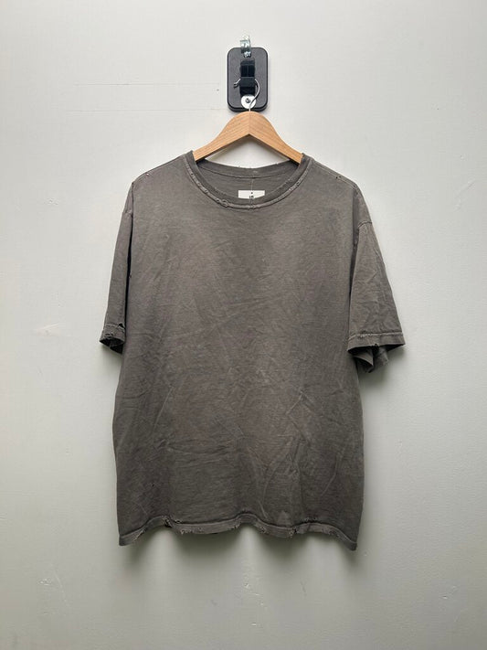 Preowned Gv Gallery Grey Blank Tee Size Large