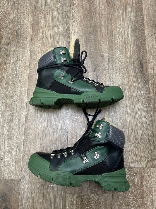 Preowned Gucci Green Black Fur Boot Sz.8 (NO INSOLE)