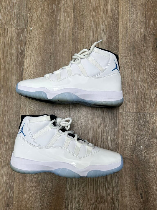 Preowned Jordan 11 Legend Blue Size 9.5