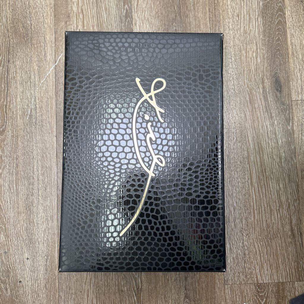 New Kobe 5 Caitlin Clark ROTY Sz.11