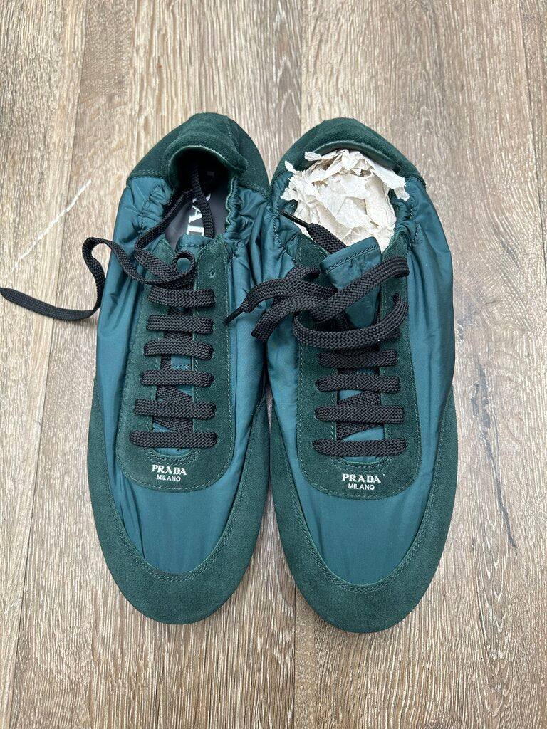 New Prada Green Foldable Shoe Size 42 (No Box)