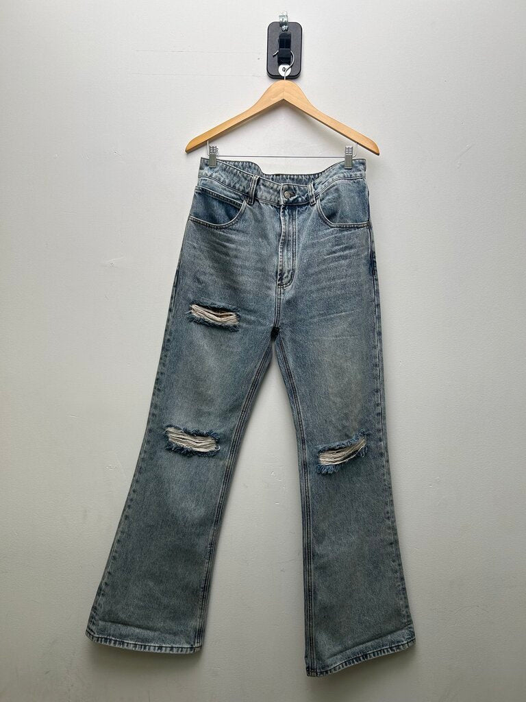 Preowned 74Is War Lightwash Double Knee Size 36