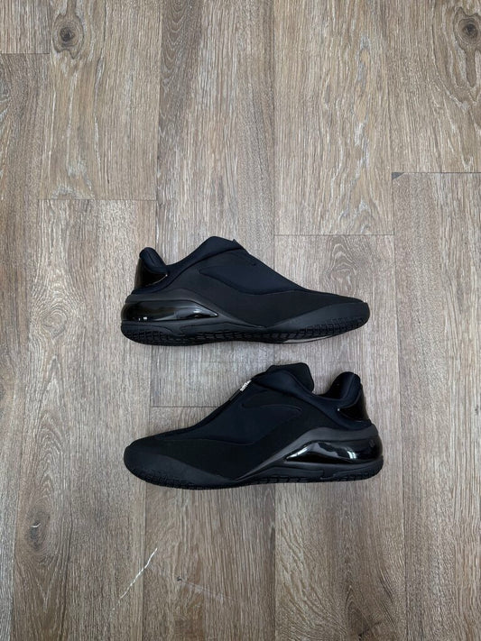 Preowned SGA 001 Black Size 7 (No Box)