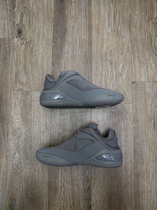 Preowned SGA 001 Grey Size 7 (No Box)