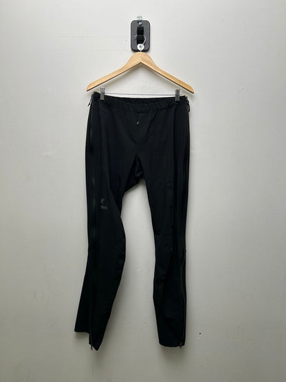 Preowned Arcteryx Black Shell Pants sz.S