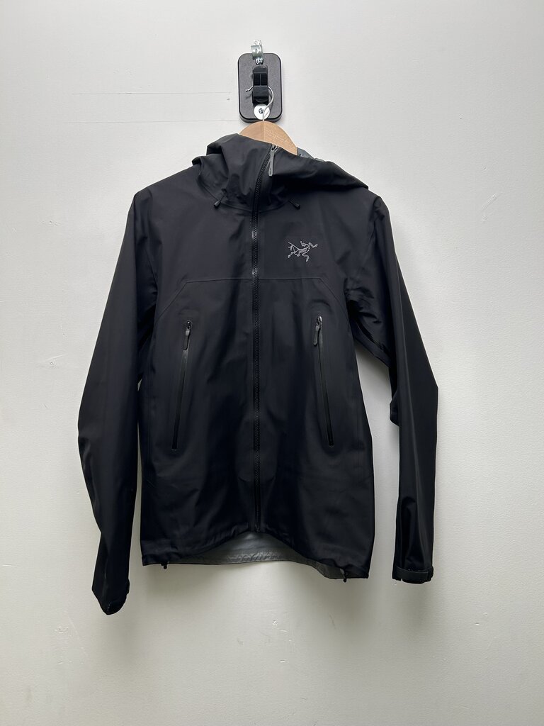 Preowned Arcteryx Black Shell Zip Jacket sz.S