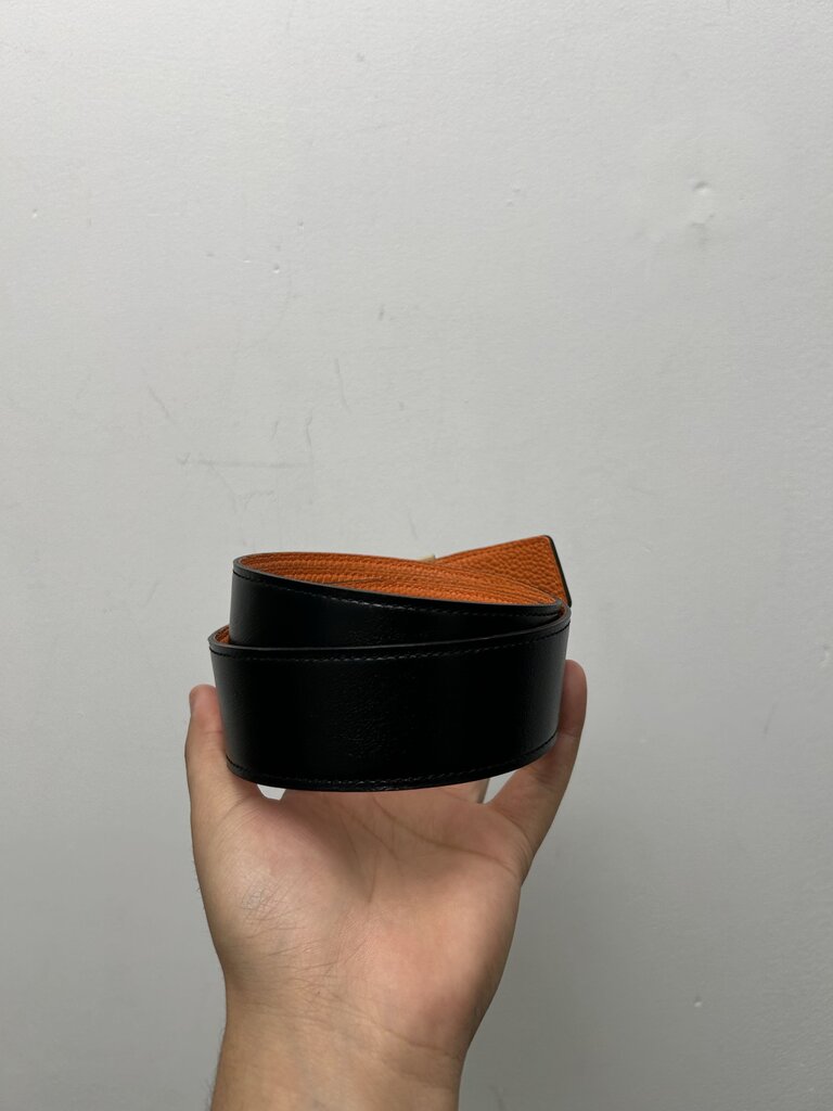 Preowned Hermes Orange Reversible H Belt Size 34-36 (NO BOX)