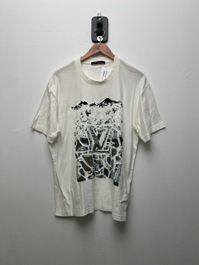 Preowned Louis Vuitton Earth Moss White Tee sz.L
