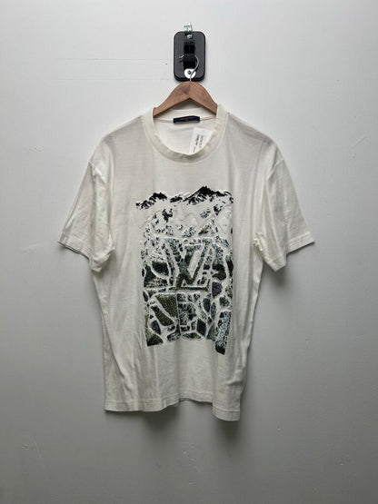 Preowned Louis Vuitton Earth Moss White Tee sz.L