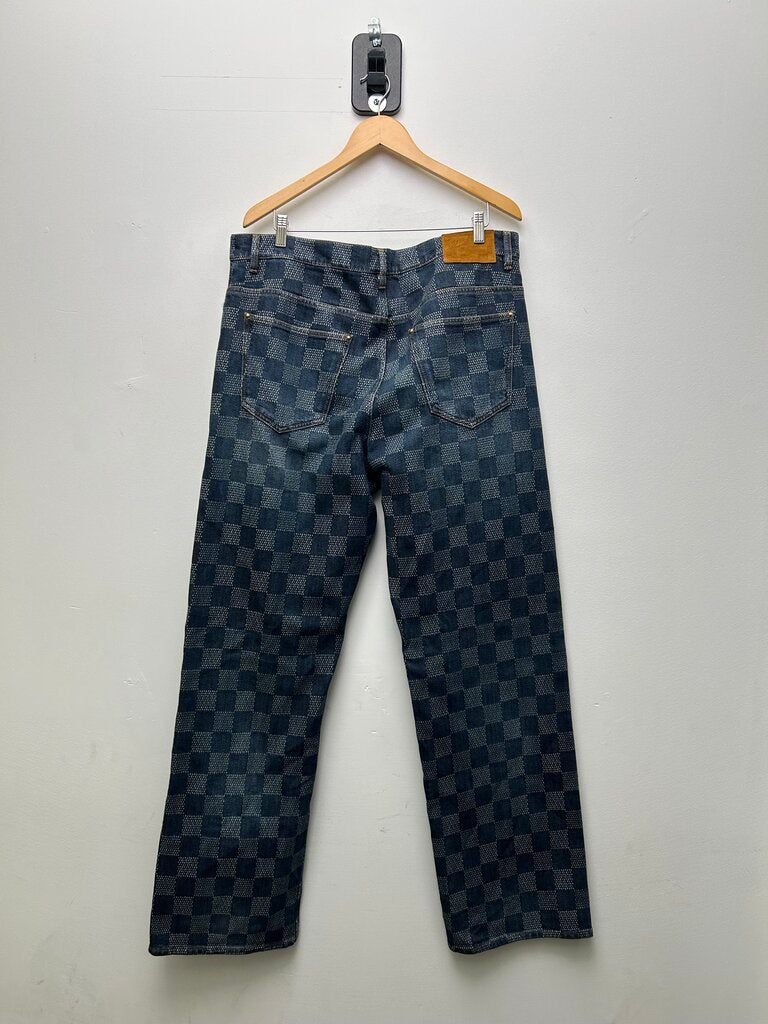 Preowned Louis Vuitton Damiere Blue Denim sz.36