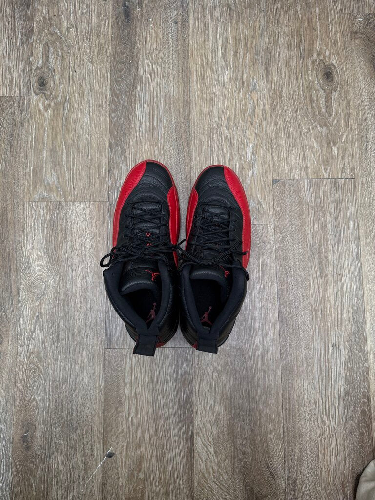 Preowned Jordan 12 Flu Game sz.12 (NO BOX)