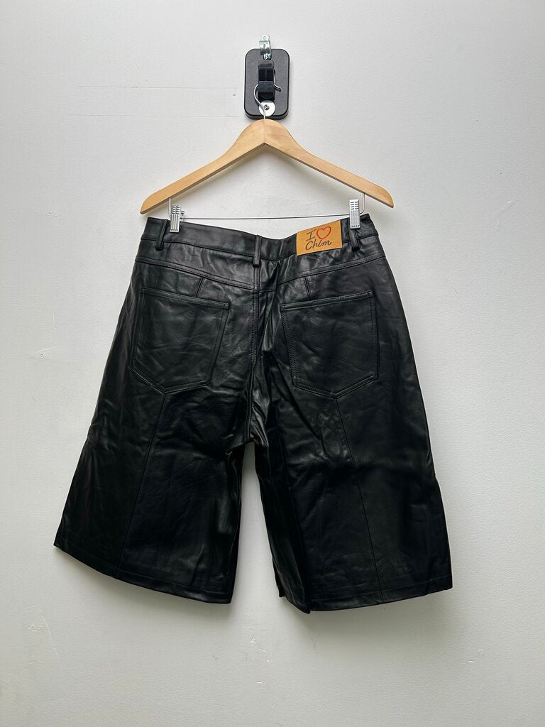 New HMDD Lamb Chop Black Leather Short sz.L
