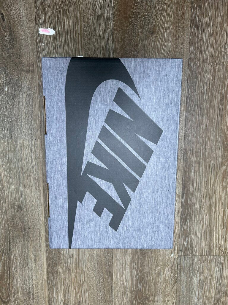 New Nike Tech Fleece Bearbrick 400% 100%
