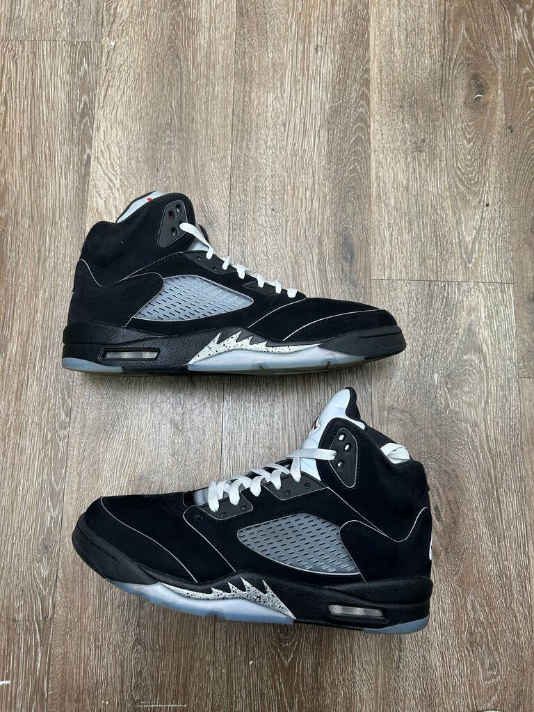 Preowned Jordan 5 Metallic Size 12