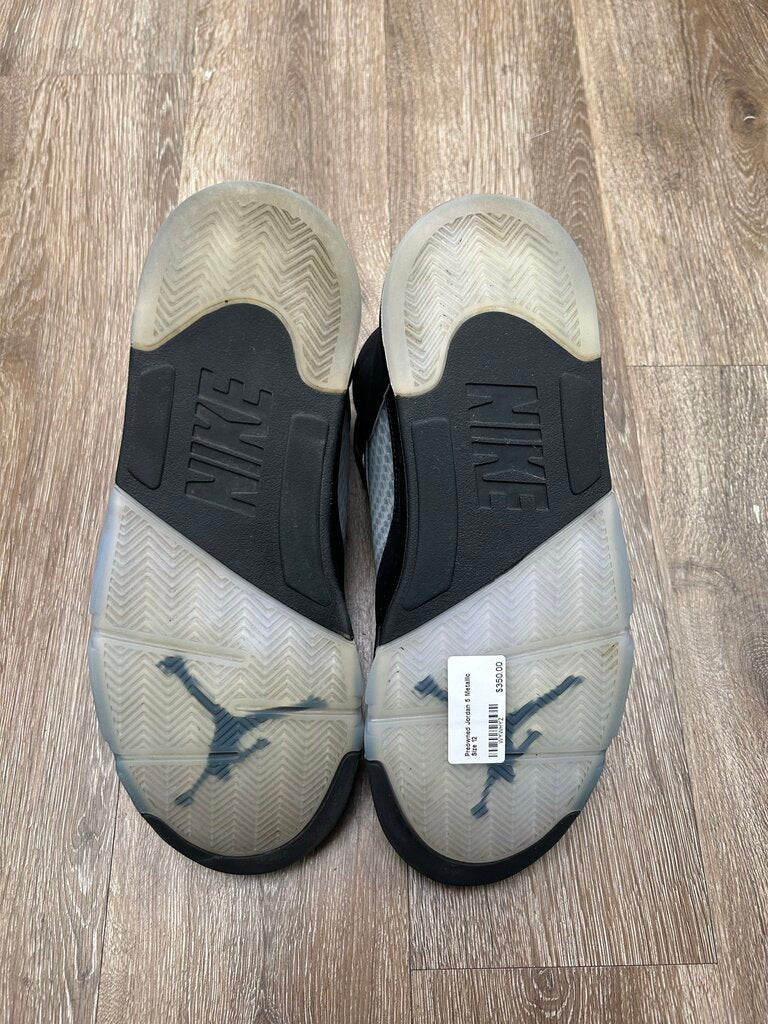 Preowned Jordan 5 Metallic Size 12