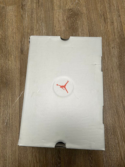 New Jordan 13 Chicago 2026 sz.12