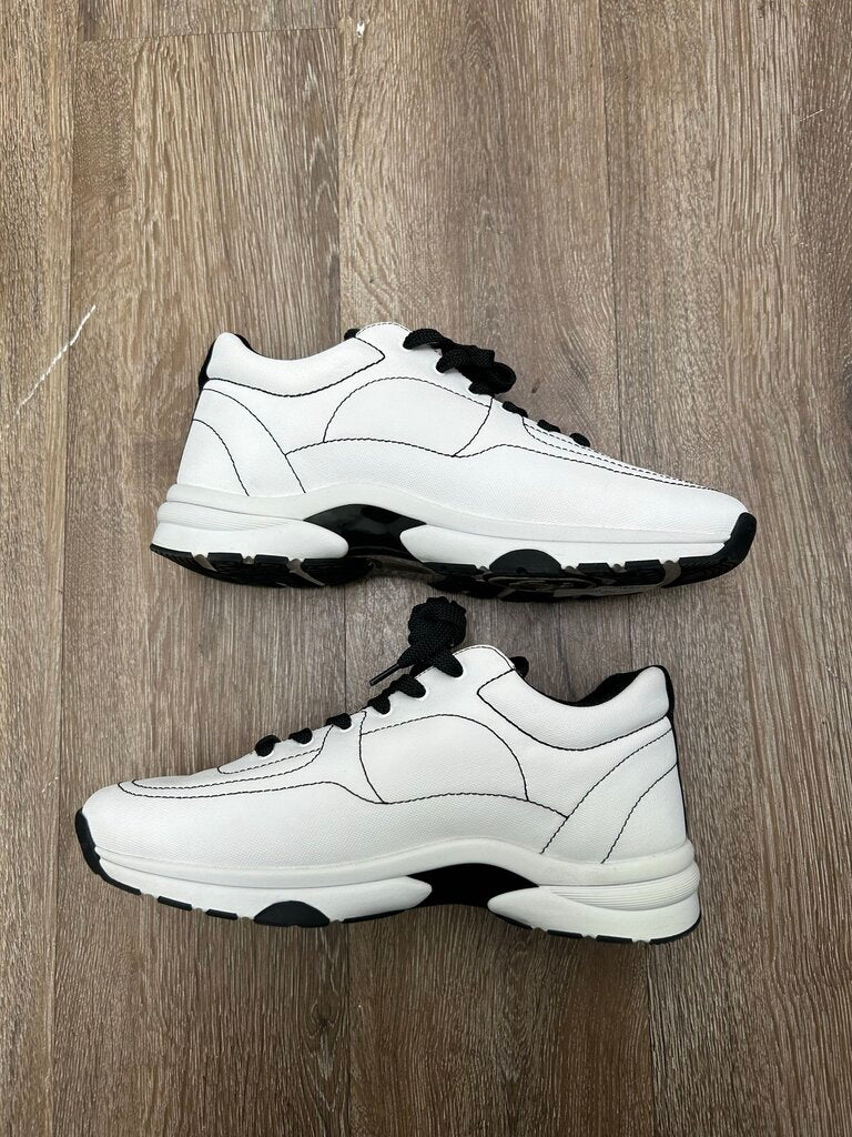 Preowned Chanel Canvas White Shoe Size 41 (No Box)