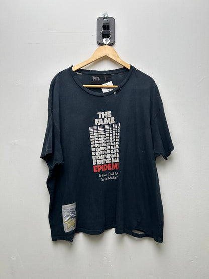 Preowned Paly The Fame Black Tee Size XL