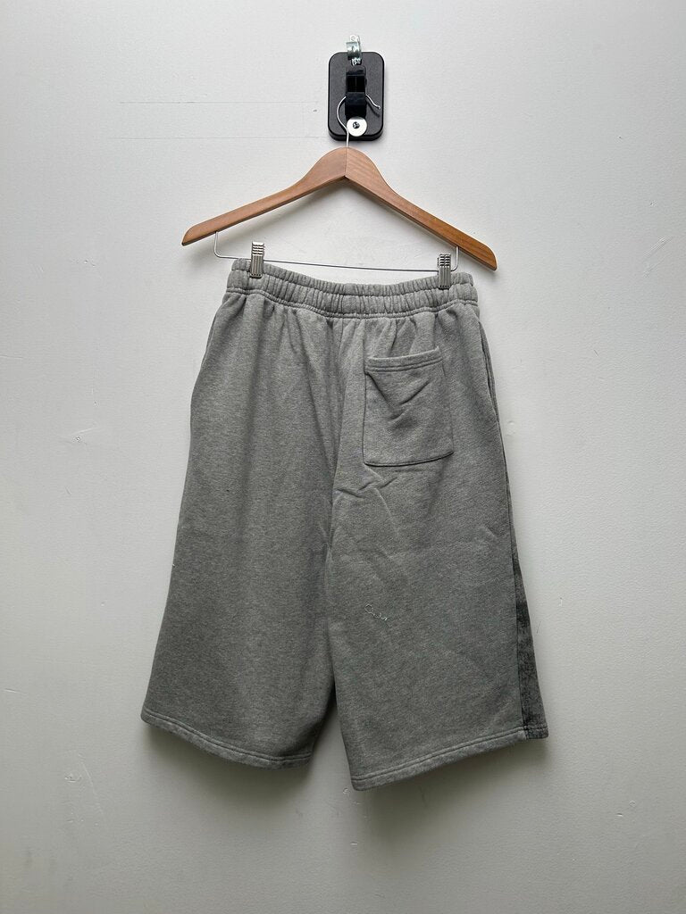 New Boredom Kills Grey Print Shorts Size Large