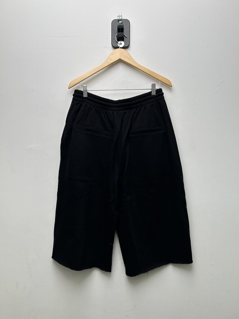 New Faciane RS Black Cutoff Sweat Shorts sz.L