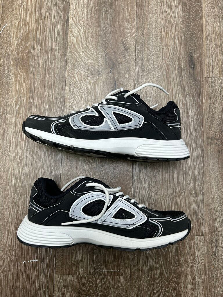 Preowned Dior B30 Black White Sz.44