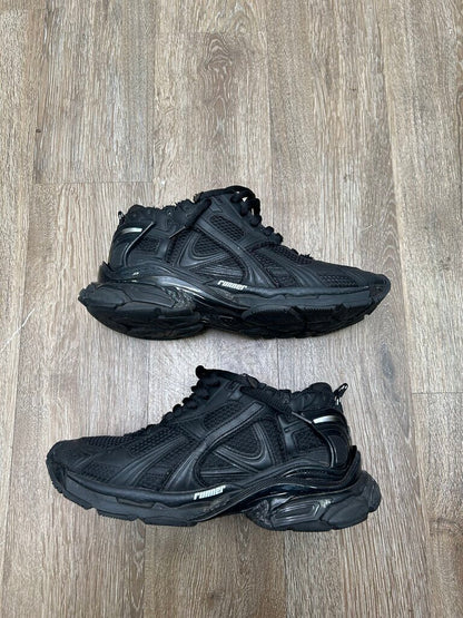 Preowned Balenciaga Black & Black Runner Sz.43