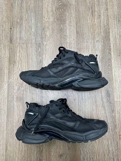 Preowned Balenciaga Black & Black Runner Sz.43