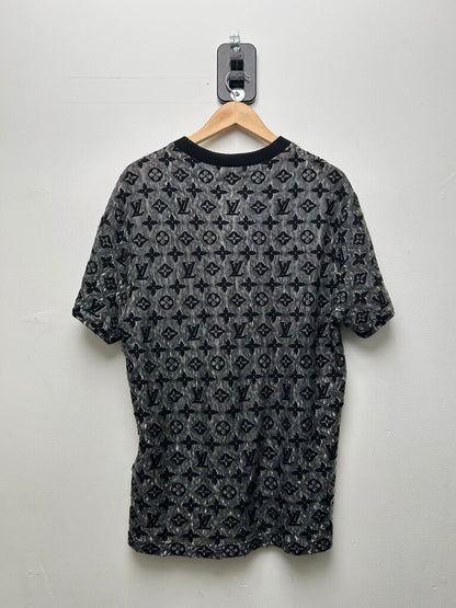 Preowned Louis Vuitton Silk Knit Monogram Black Grey Tee Sz.Large