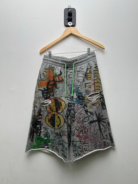 New Vertebrae Graffiti Shorts Size Small