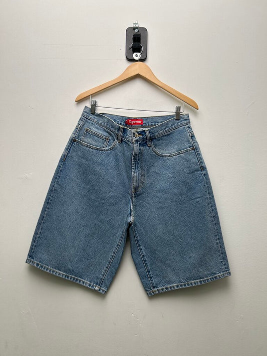 New Supreme Lightwash Denim Short sz.32