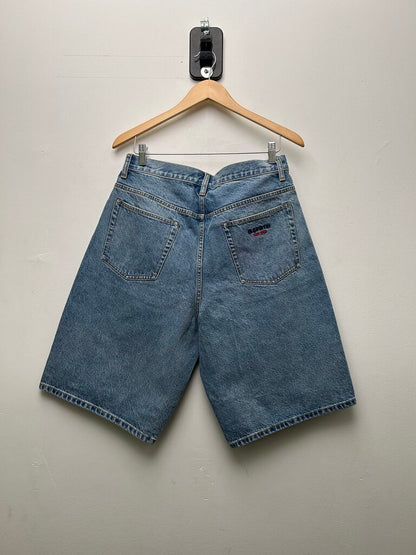 New Supreme Lightwash Denim Short sz.32