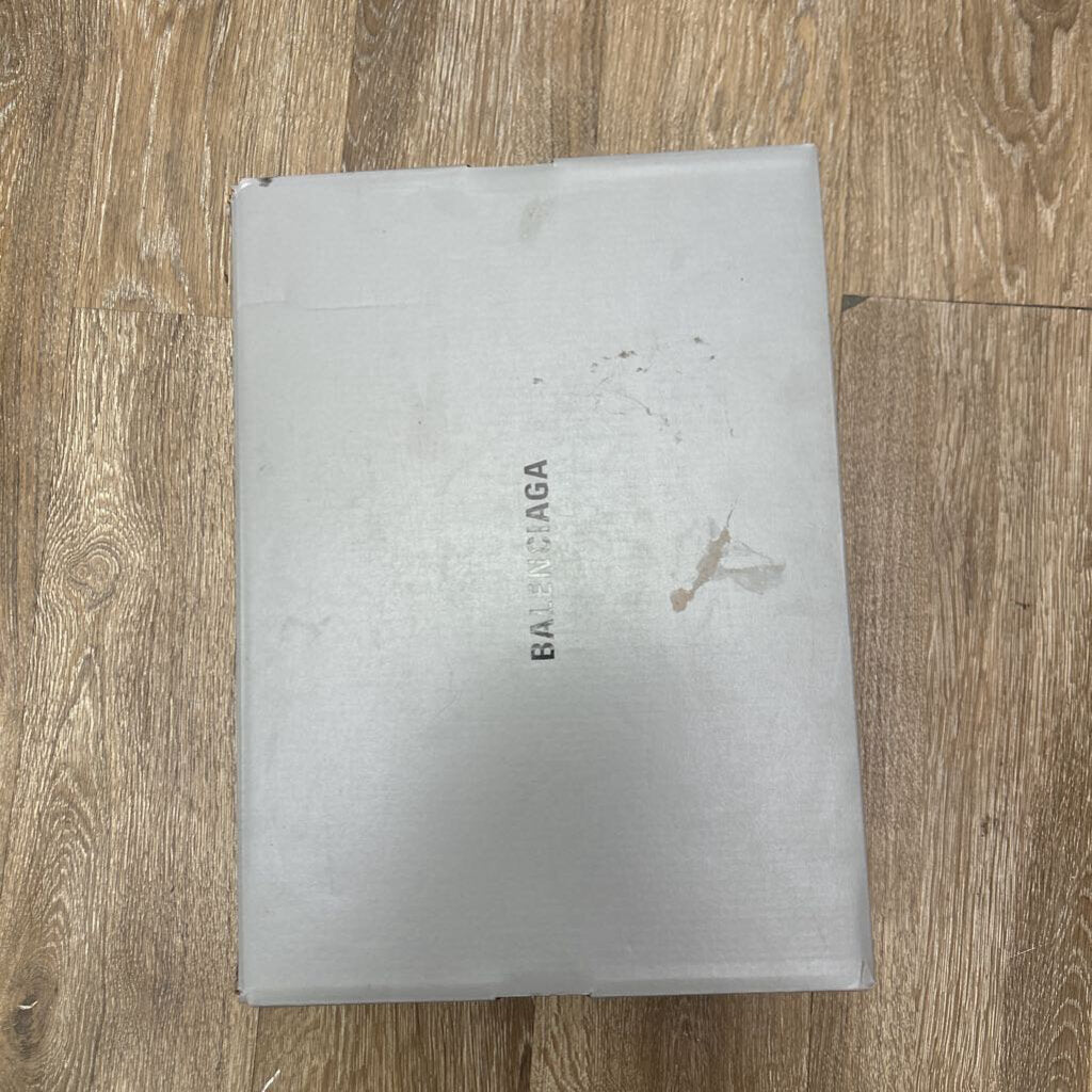 Preowned Balenciaga 6XL Taupe Brown Size 41