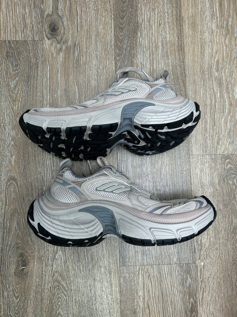 Preowned Balenciaga 6XL Taupe Brown Size 41