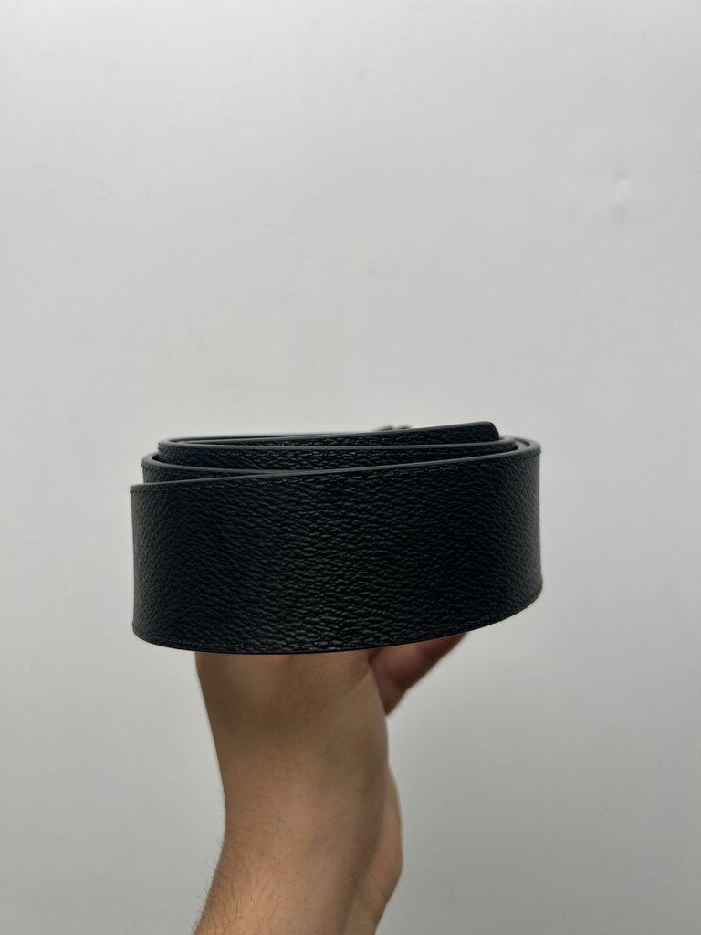 Preowned Louis Vuitton Black Monogram Belt sz.100/40