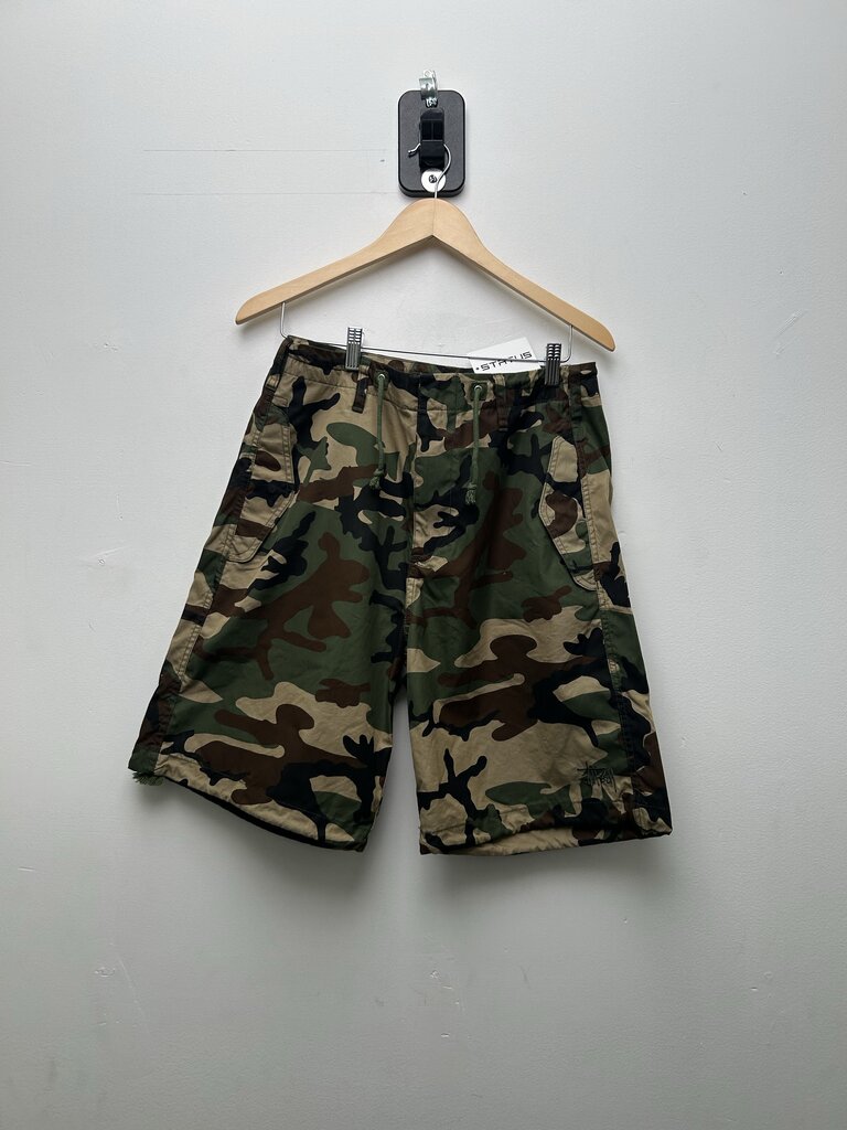 New Stussy Camo Surplus Shorts sz.M